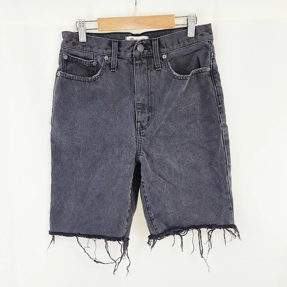 Madewell High-Rise Long Denim Shorts in Encino Wash black gray size 26